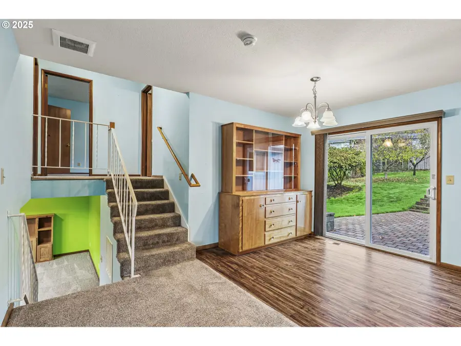 2110 Sycamore Pl, Longview, WA 98632 - Image #3