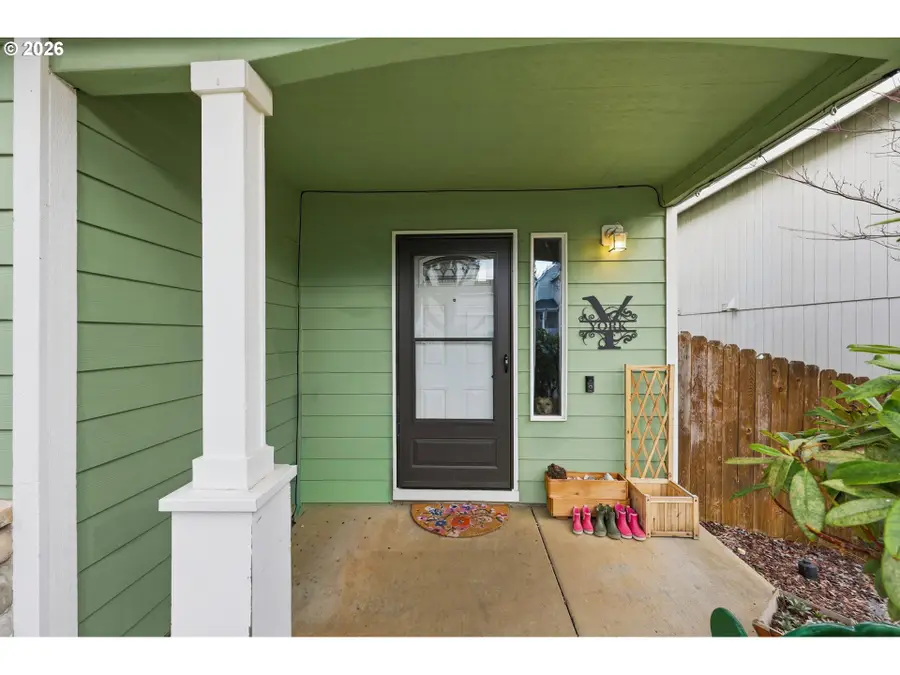 39307 Woodbury Way, Sandy, OR 97055 - #2