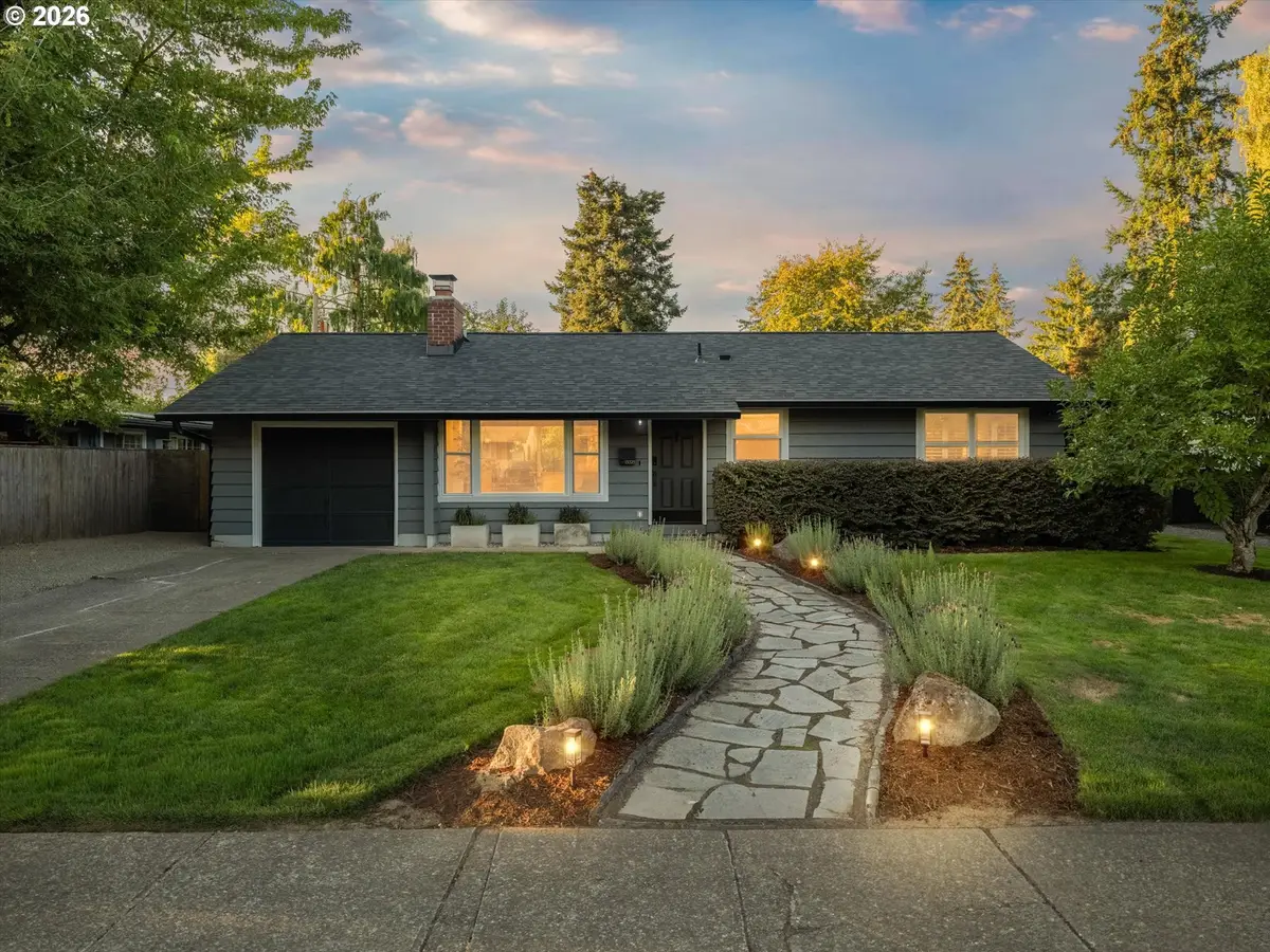 13325 SW Pearl St, Beaverton, OR 97005 - #1
