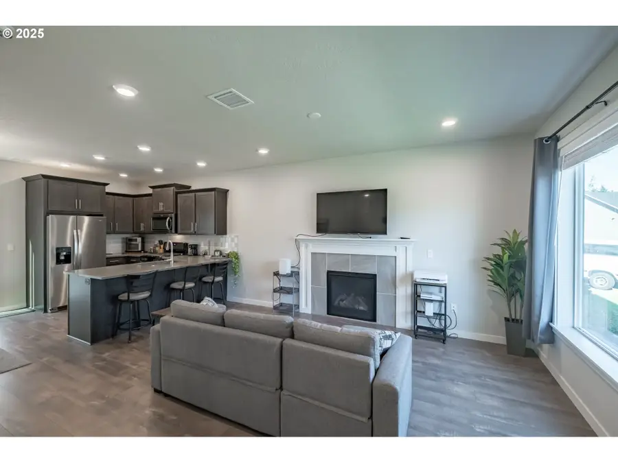 4465 Ninebark Loop, Sweet Home, OR 97386 - Image #3