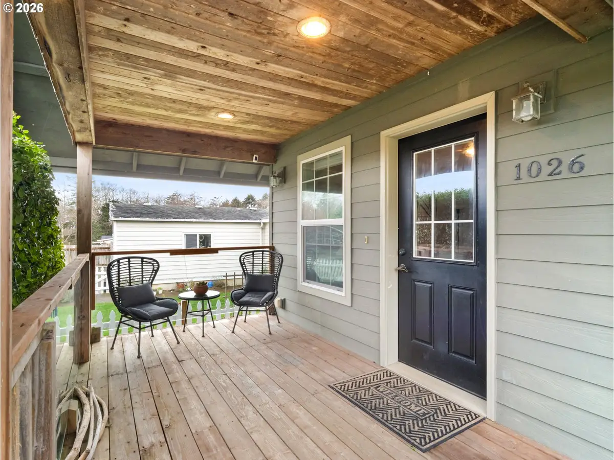 1026 NE 13th Ave, Rockaway Beach, OR 97136 - #1