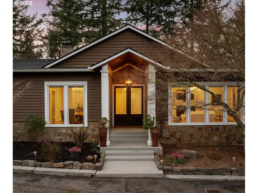 2744 SW Sherwood Dr, Portland, OR 97201 - #3