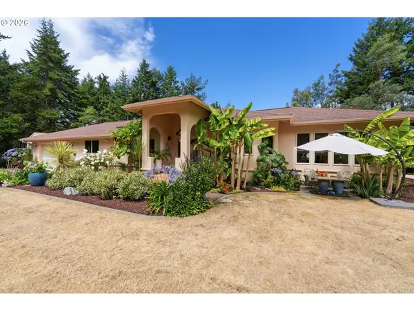 55980 Fishtale Rd, Bandon, OR 97411