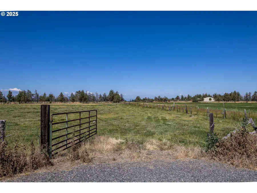 Parrish Ln, Powell Butte, OR 97753 - Image #2