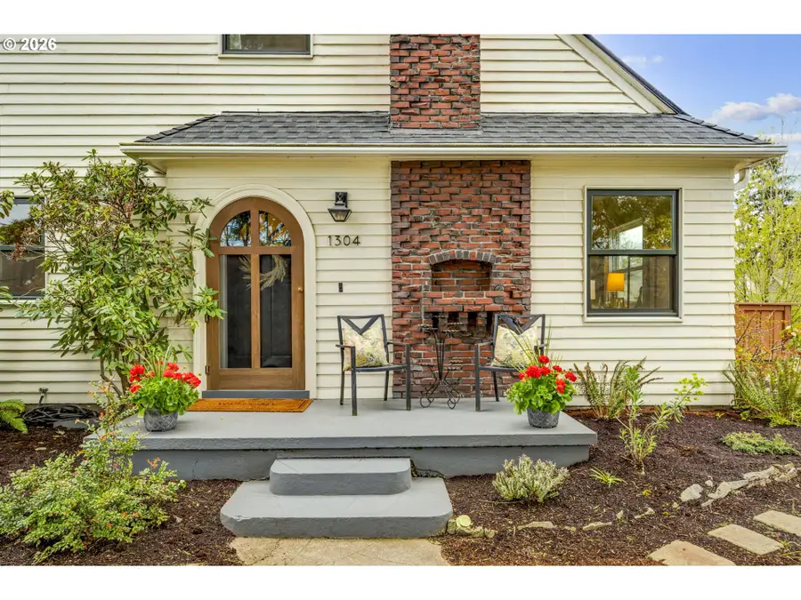 1304 NE 51st Ave, Portland, OR 97213 - #3