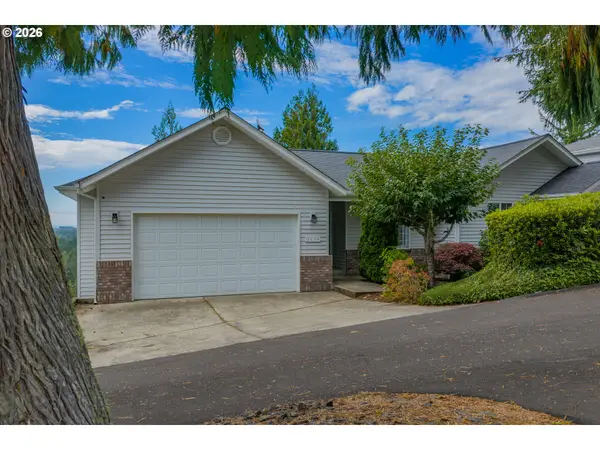 3619 Ocean View Dr, Florence, OR 97439