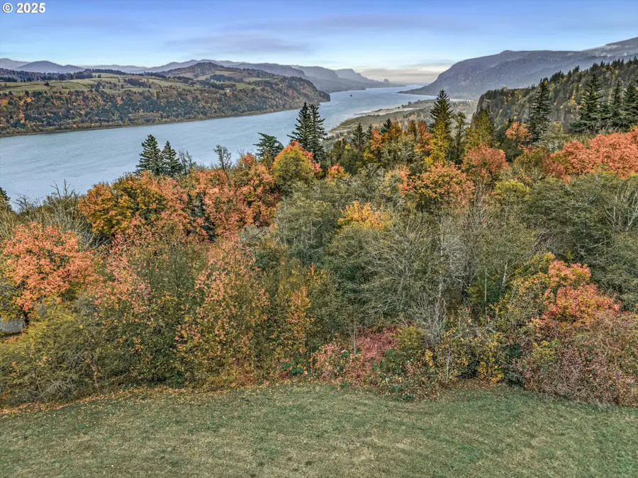 38718 E Hist Columbia River Hwy, Corbett, OR 97019 - Image #3