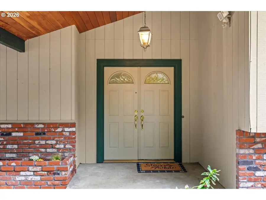 482 SE 26th Ave, Hillsboro, OR 97123 - #3