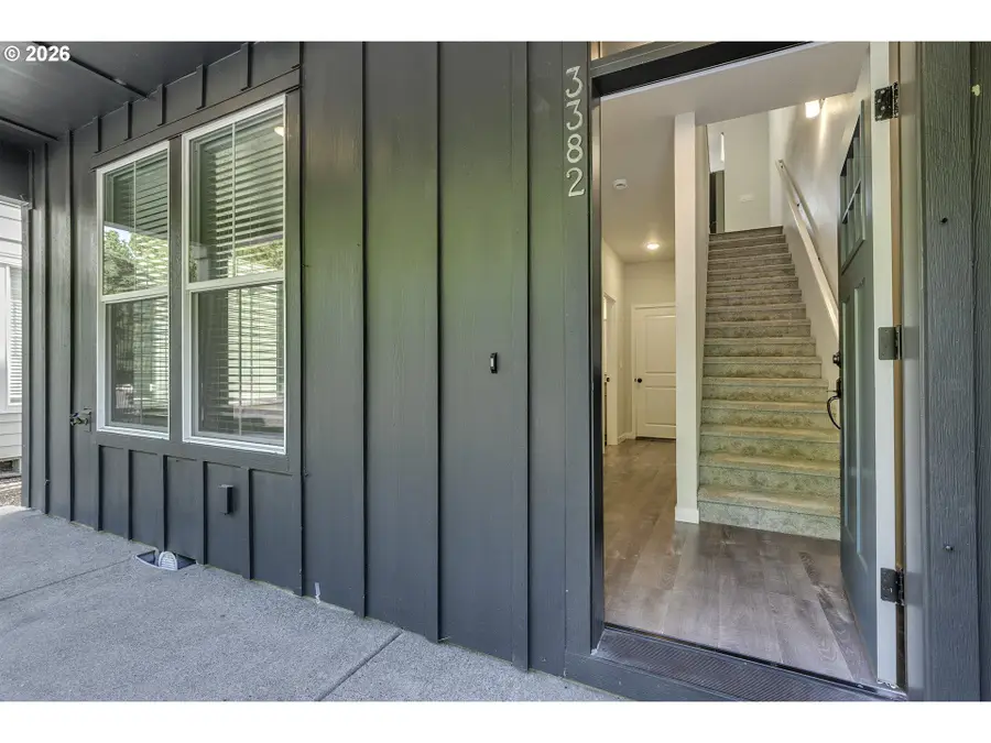 3382 SE Brookwood Ave, Hillsboro, OR 97123 - #2