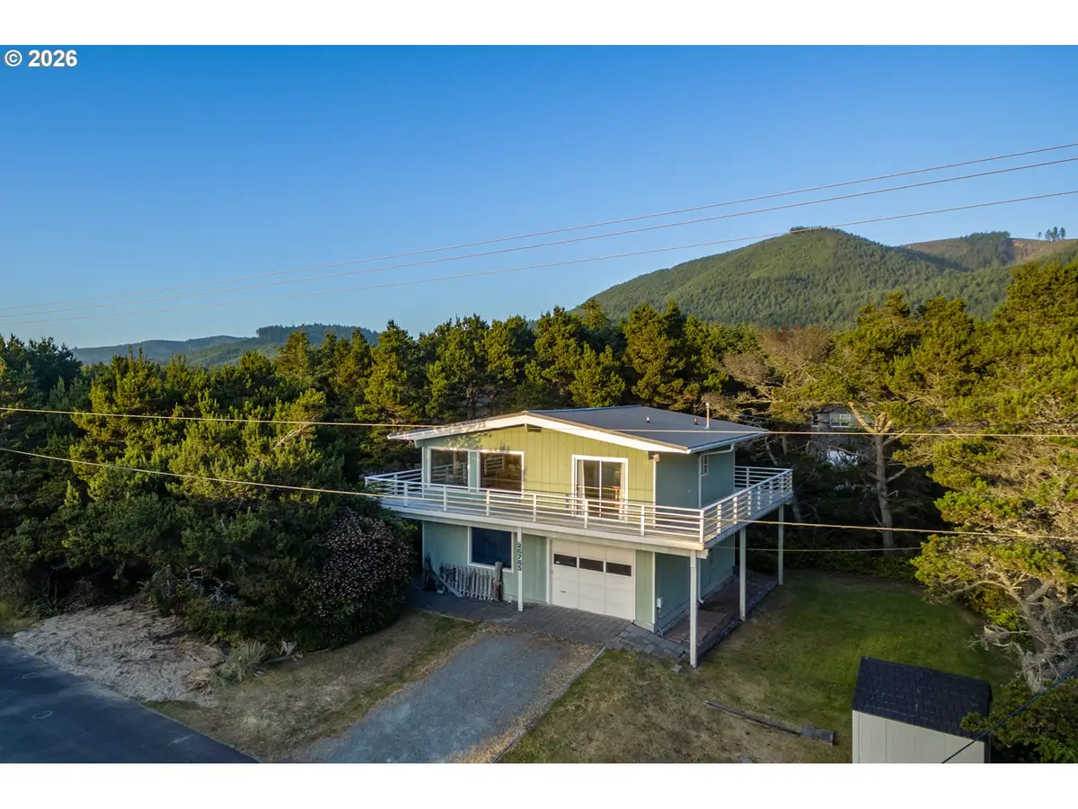 26765 Nedonna Ave, Rockaway Beach, OR 97136 - #1