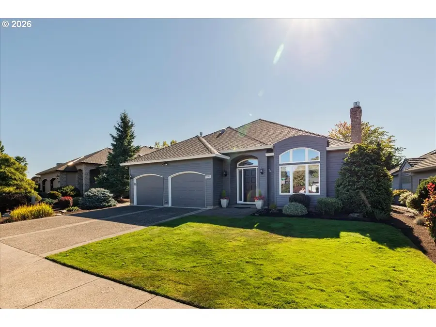 15996 NW Claremont Dr, Portland, OR 97229 - #2
