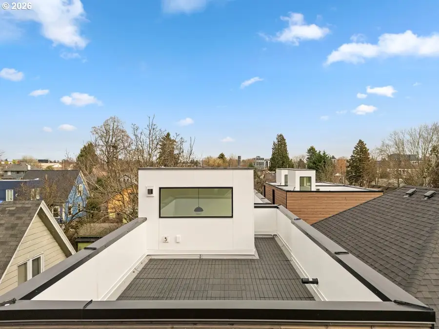 3530 N Borthwick Ave, Portland, OR 97227 - #2