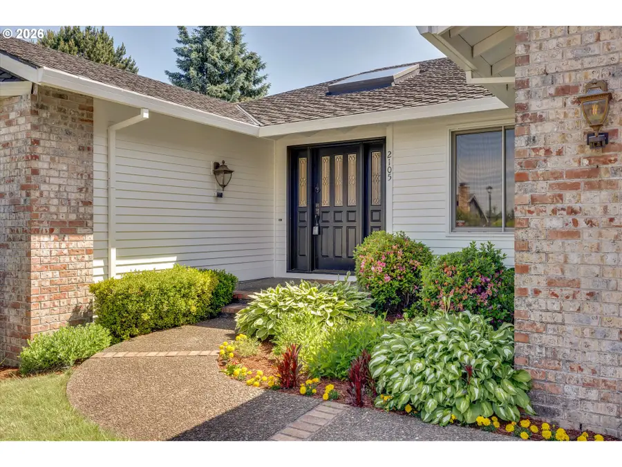 2105 Bridle Way, Northwest Clackamas, OR 97068 - #2
