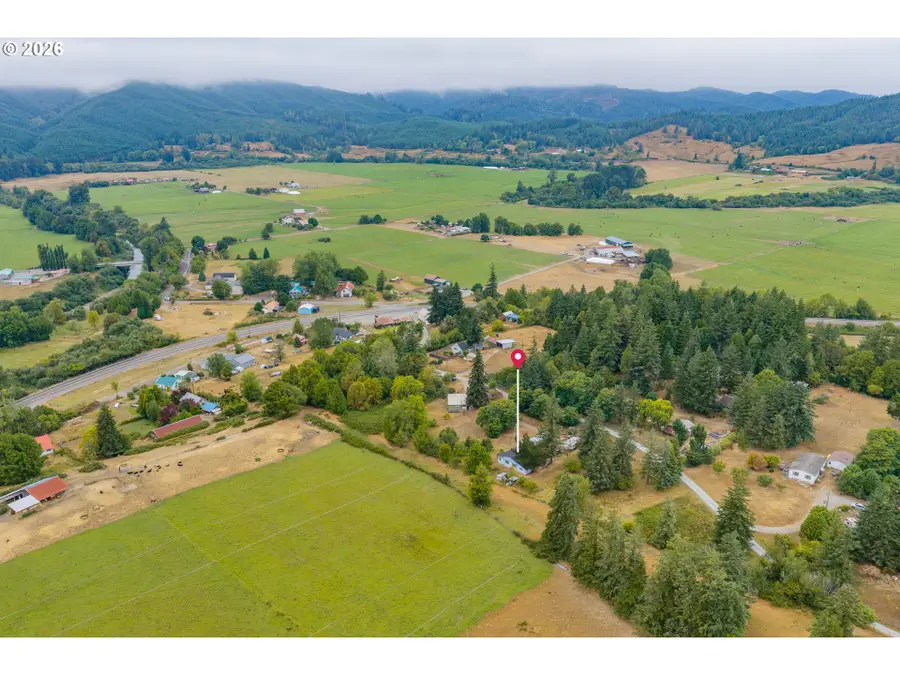 94708 Parsonage Ln, Broadbent, OR 97414 - #3