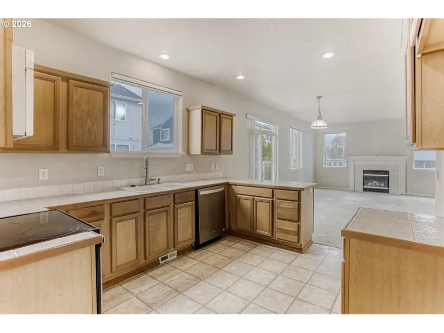 100 SW Horton Way, Beaverton, OR 97006 - #2