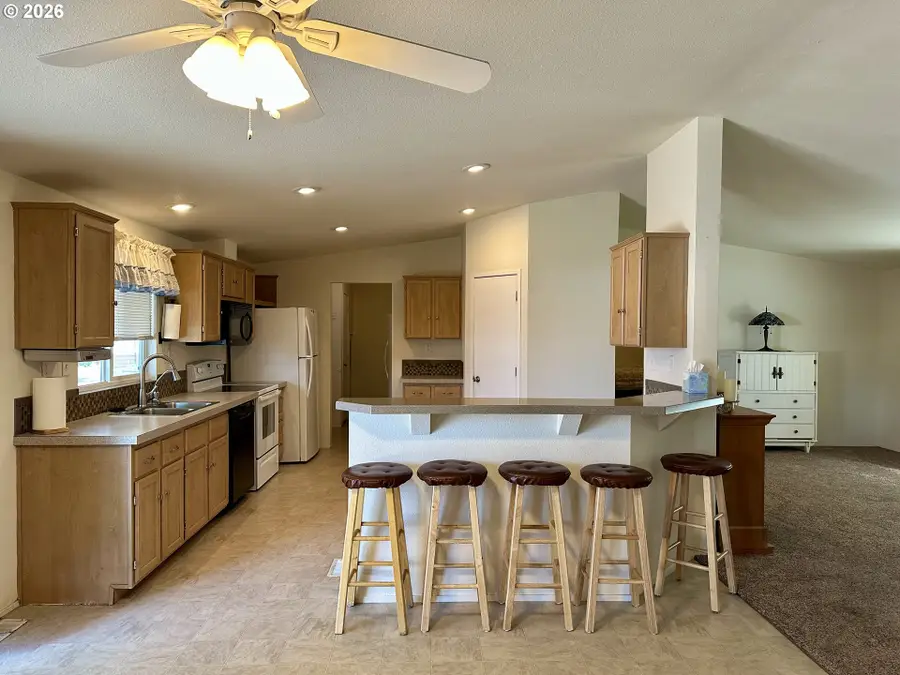 1809 26th St #38, La Grande, OR 97850 - #2