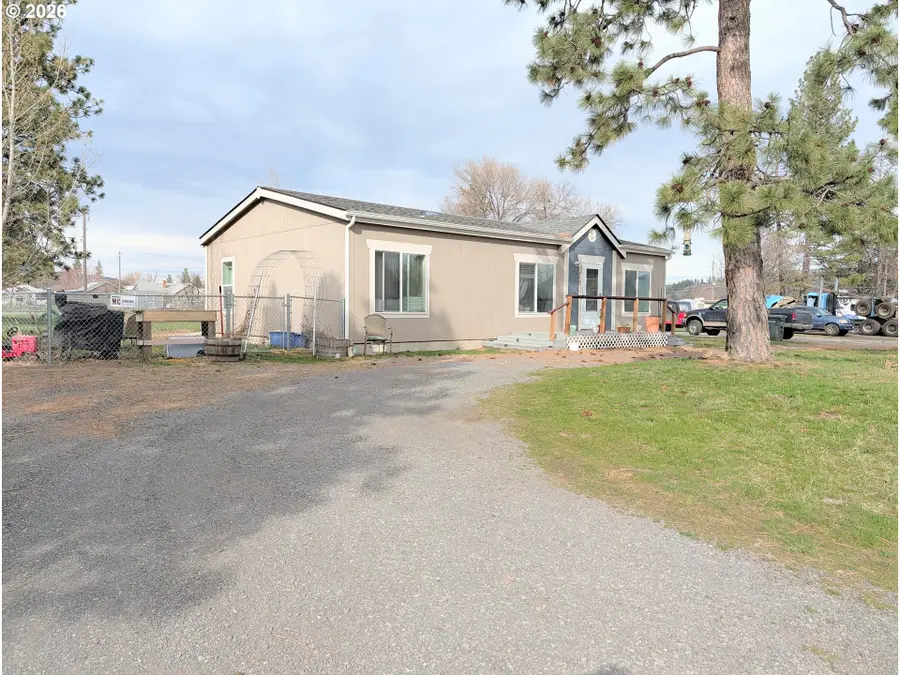 1840 Cedar St, Elgin, OR 97827 - #3