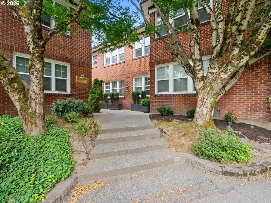 701 NE 28th Ave #25, Portland, OR 97232 - #2