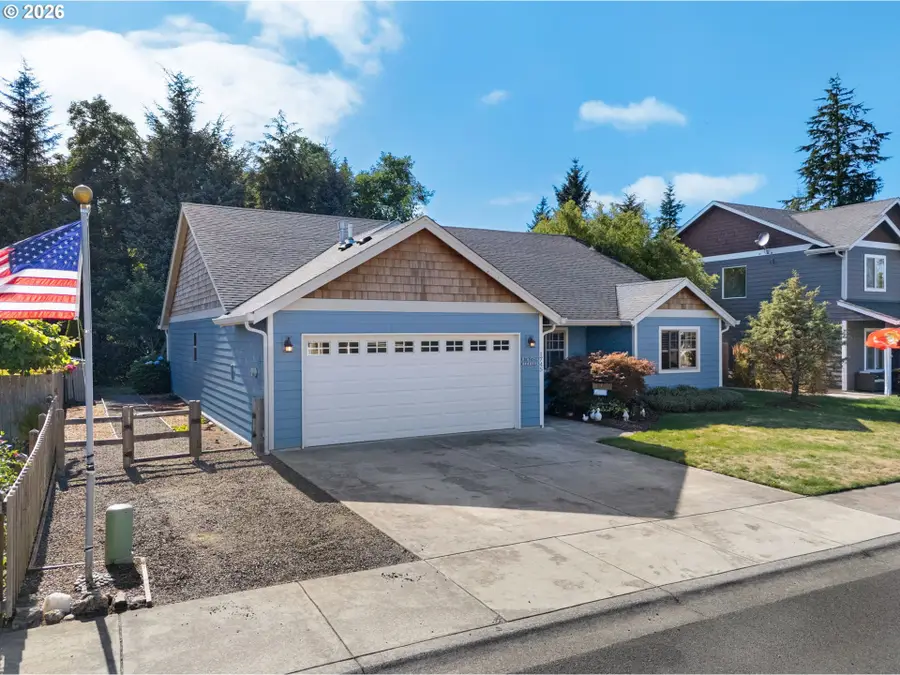 1745 W Pacific Ridge Ln, Hammond, OR 97121 - #2