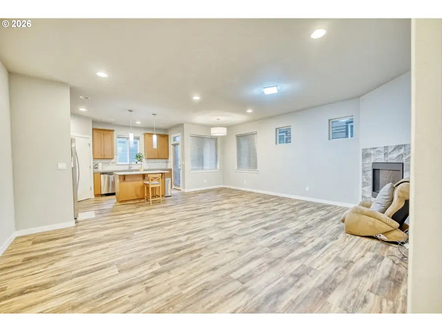 722 NW Pebblestone Ln, Beaverton, OR 97006 - #3