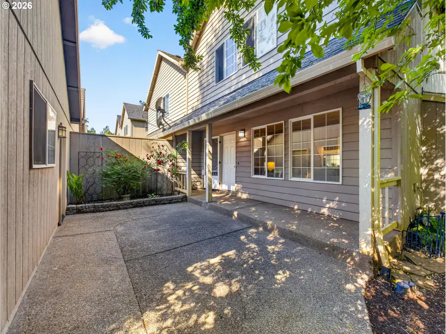 19332 Silverfox Pkwy, Oregon City, OR 97045 - #2