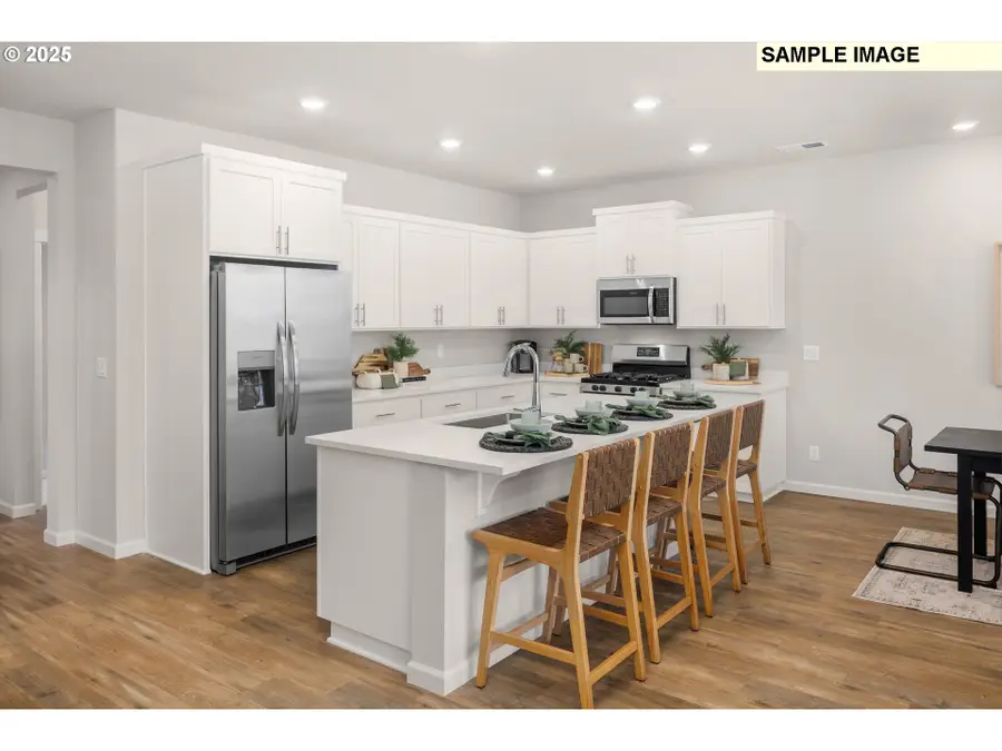 4301 Hackamore Ct Se, Albany, OR 97322 - Image #2