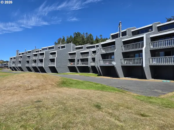 94304 Wedderburn Loop #428, GoldBeach, OR 97444