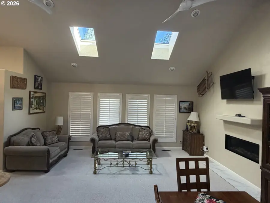 18203 Mt St Helens Ln, Sunriver, OR 97707 - #3