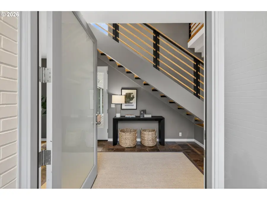 7616 NW Thompson Rd, Portland, OR 97229 - #3