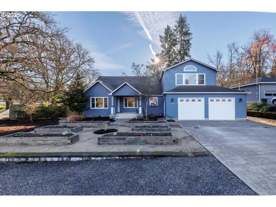 3262 Fairview Way, Northwest Clackamas, OR 97068 - Image #2