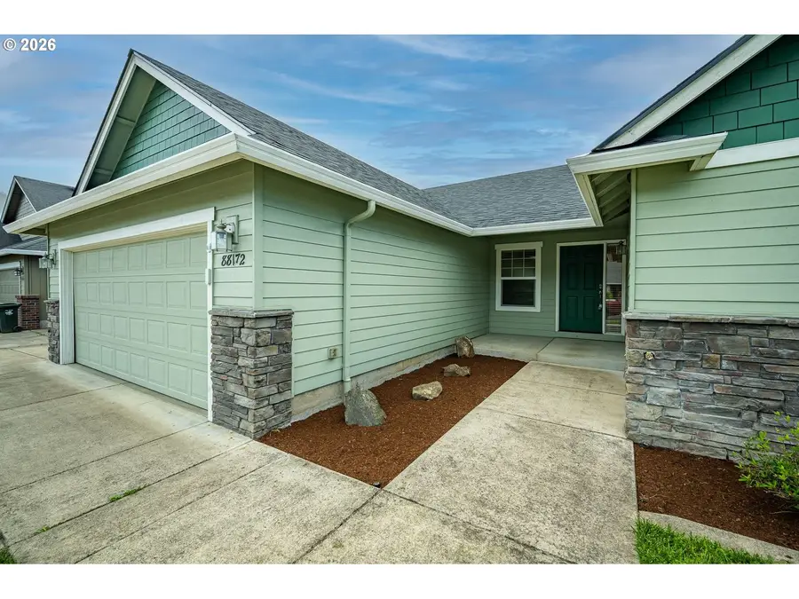 88172 Lindsay Ln, Veneta, OR 97487 - #3