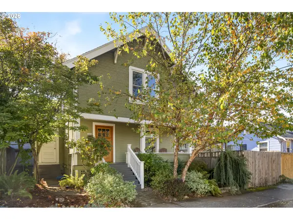 2426 NE Emerson St, Portland, OR 97211