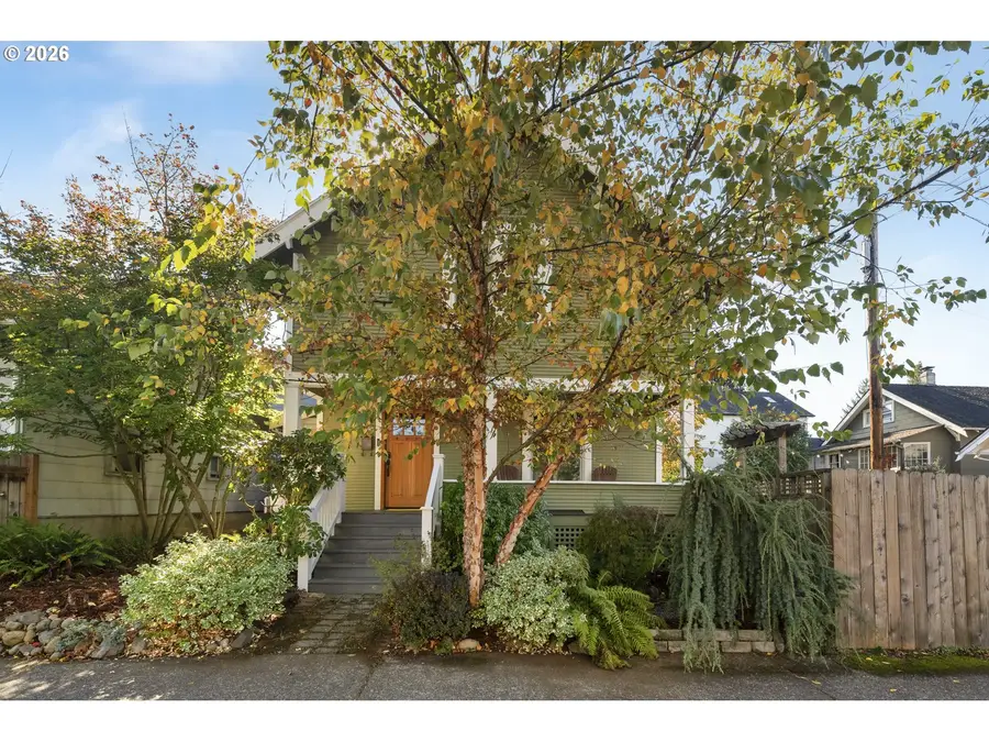 2426 NE Emerson St, Portland, OR 97211 - #2