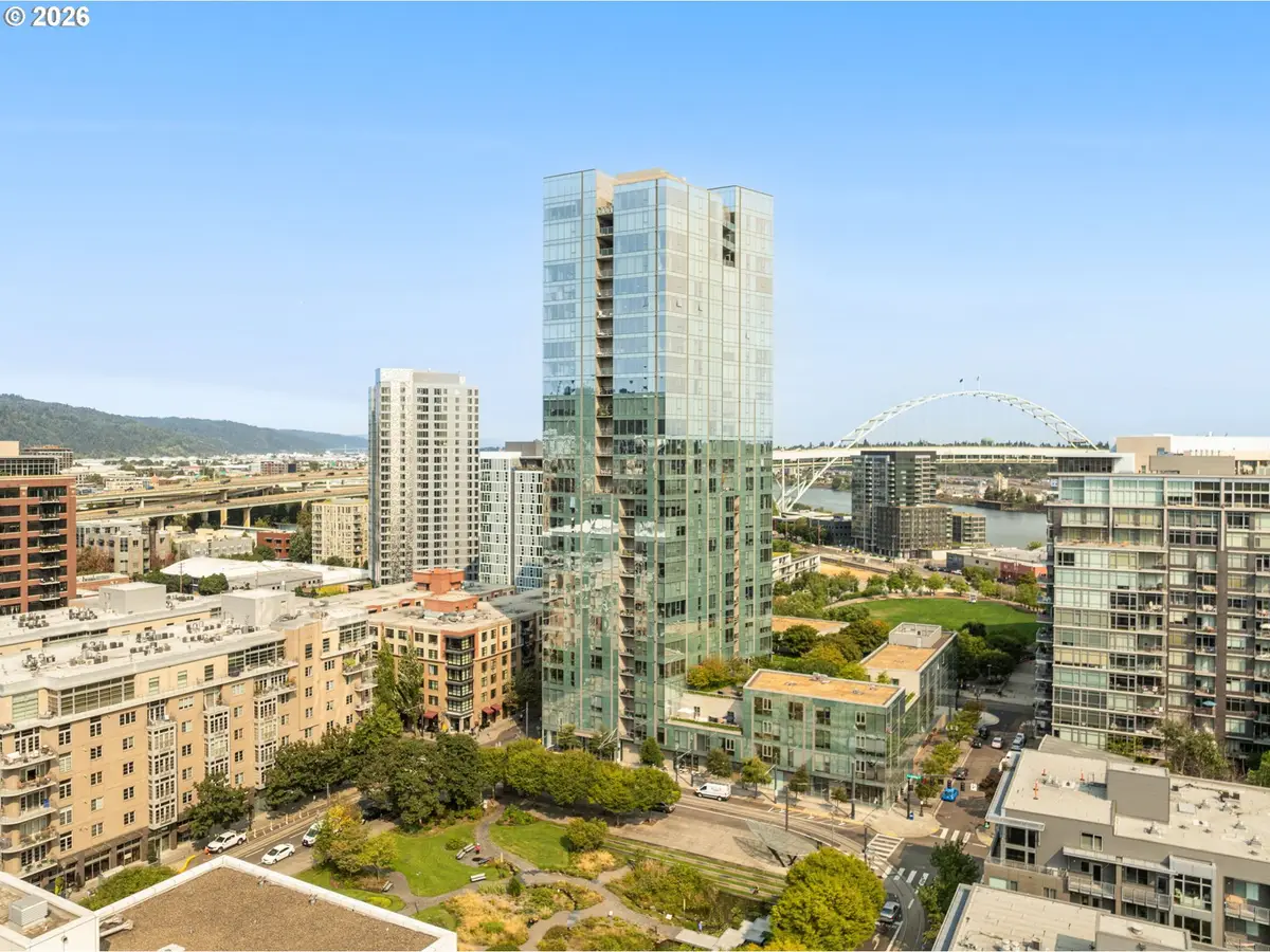 1075 NW Northrup St #409, Portland, OR 97209 - #1