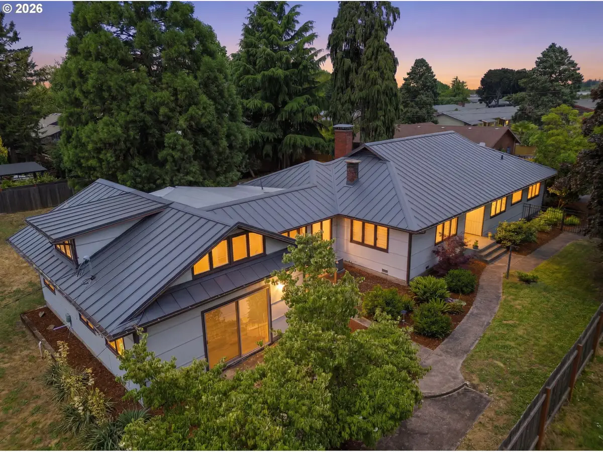 110 Corliss Ln, Eugene, OR 97404 - #1