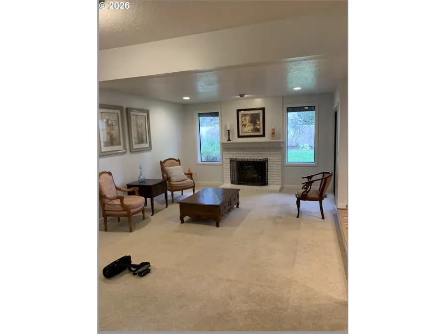 4341 Collins Way, Lake Oswego, OR 97035 - #3