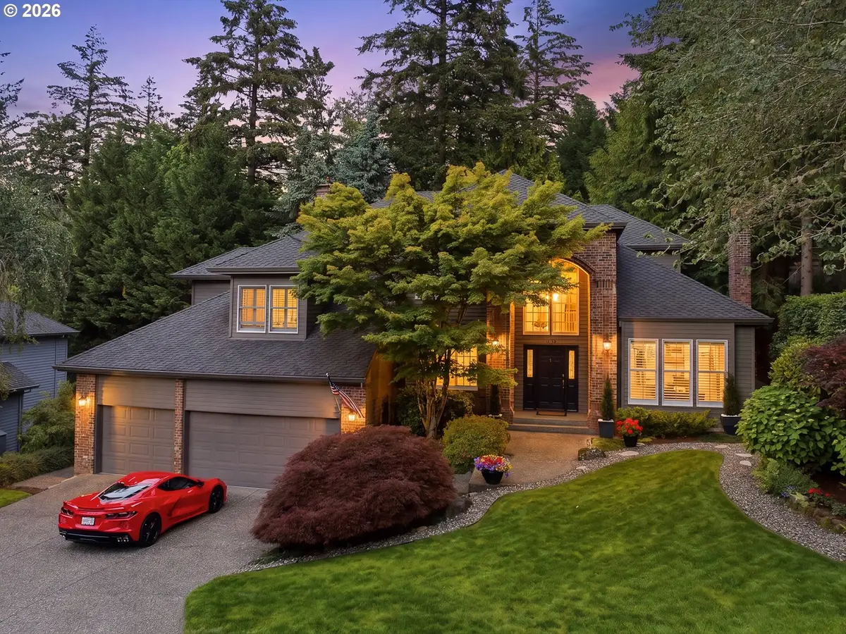 752 SW Regency Ter, Portland, OR 97225 - #1