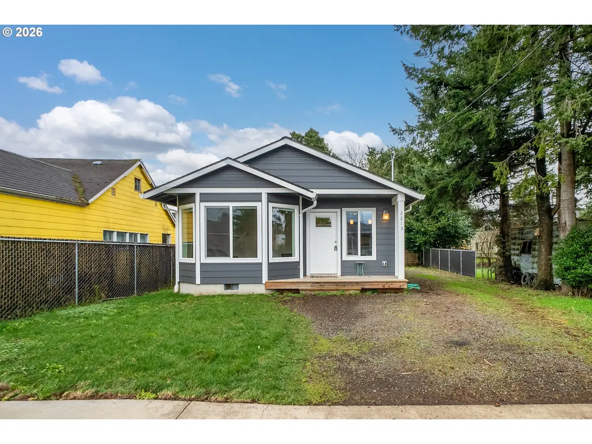 2213 10th St, Tillamook, OR 97141 - #1