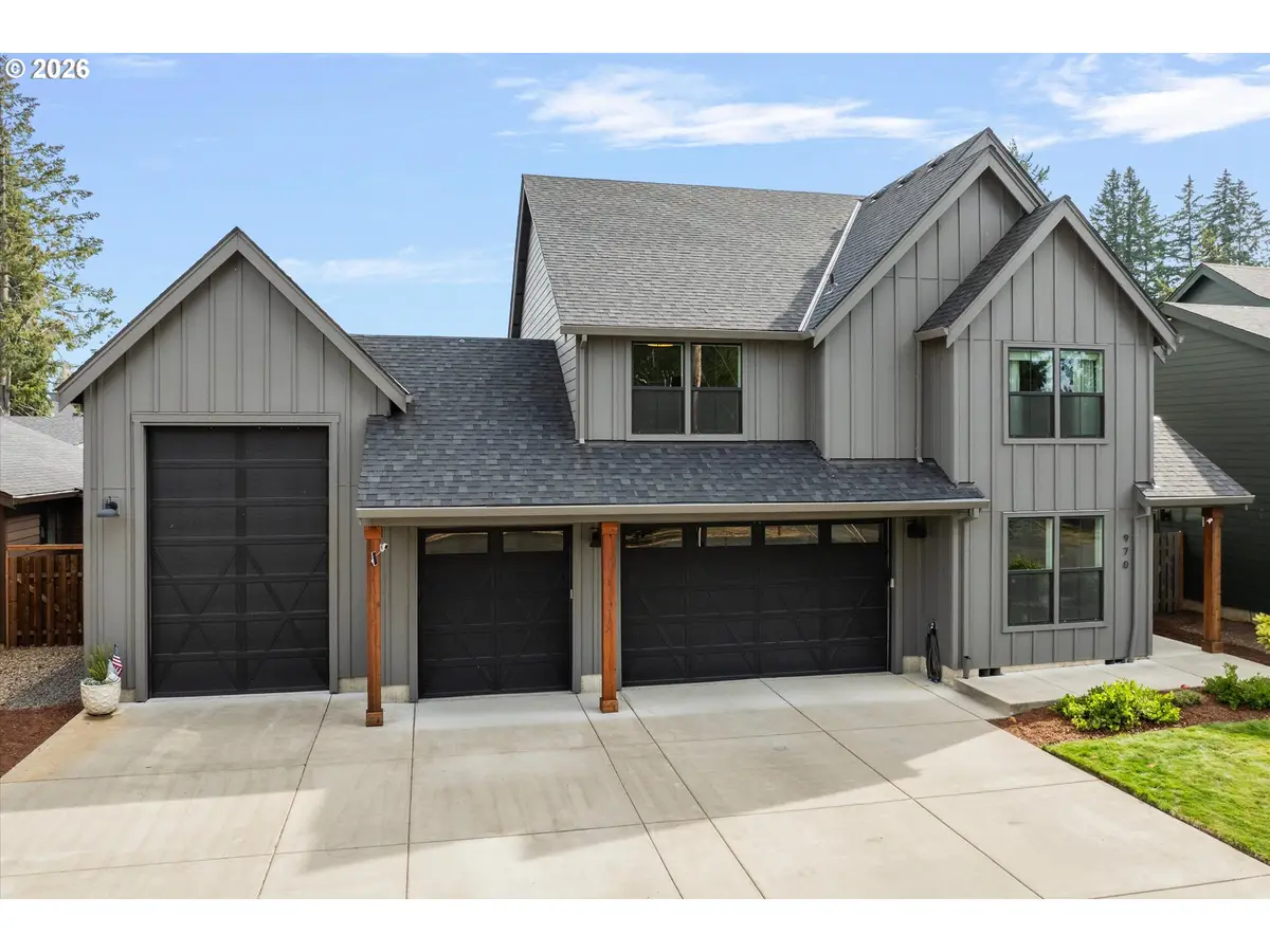 970 SE Darrow Rd, Estacada, OR 97023 - #1