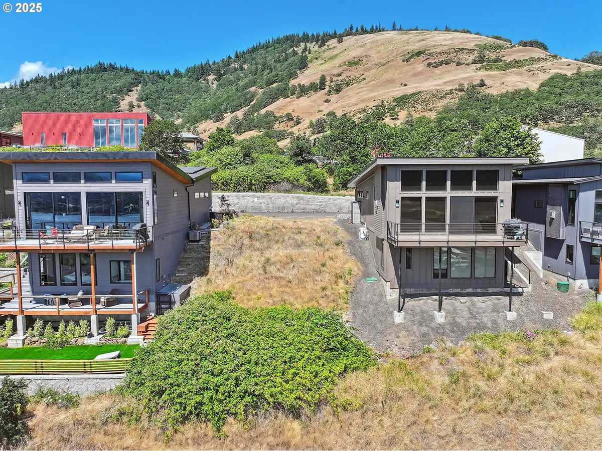 211 Eagle Ridge Dr, White Salmon, WA 98672 - #1