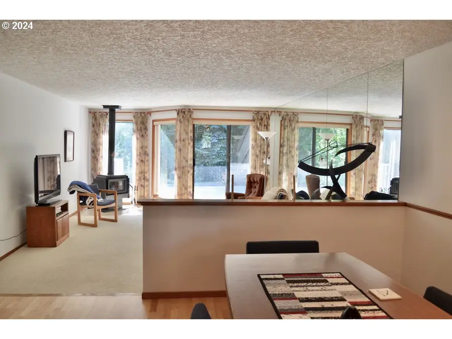 13846 NW 10th Ct, Vancouver, WA 98685 - #2