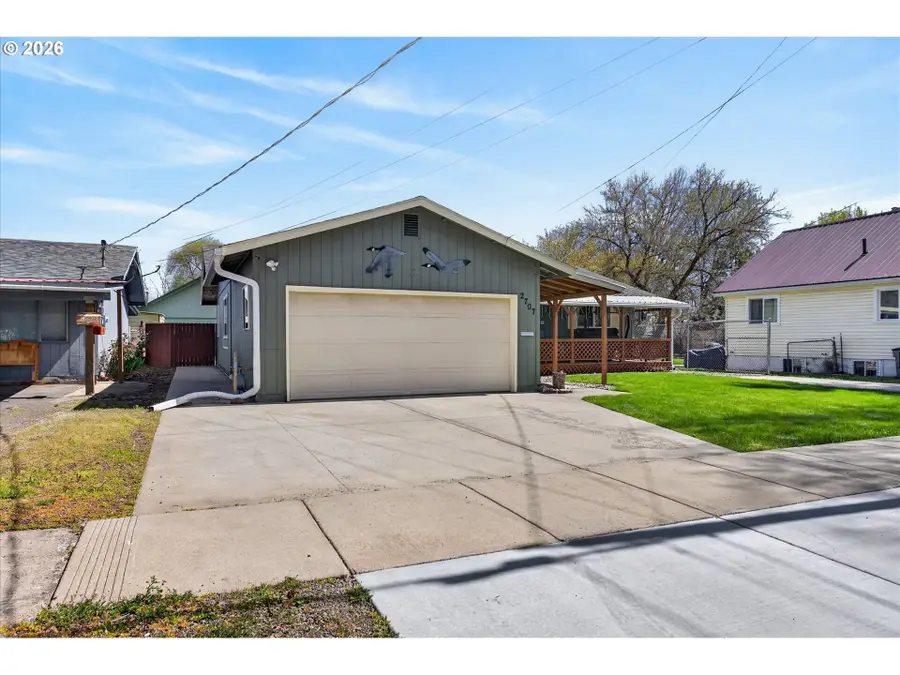 2707 N Ash St, La Grande, OR 97850 - #3