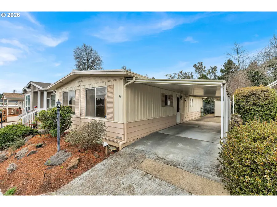 17240 SW Eldorado Dr, Beaverton Hillsboro, OR 97224 - Image #2