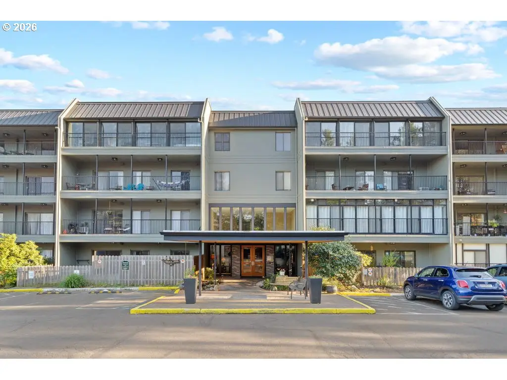 45 Eagle Crest Dr #514, Lake Oswego, OR 97035 - Image #1