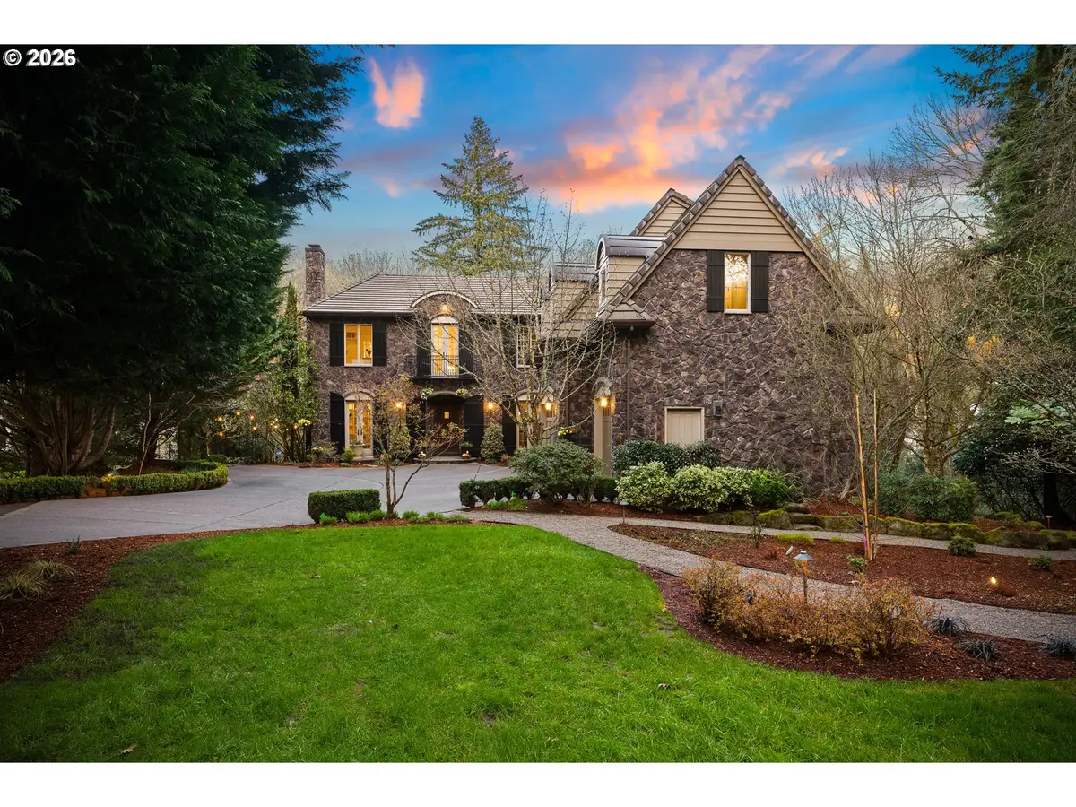 2147 Glenmorrie Ln, Lake Oswego, OR 97034 - #1