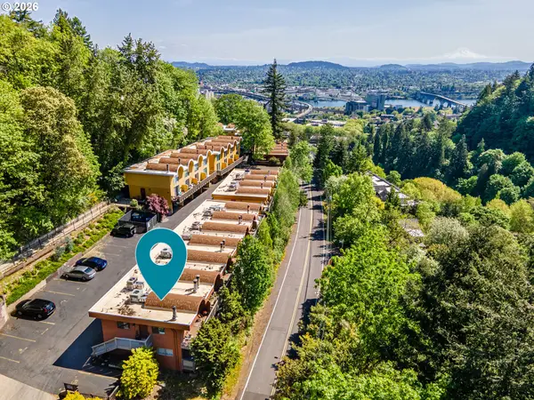 859 SW Broadway Dr #41, Portland, OR 97201