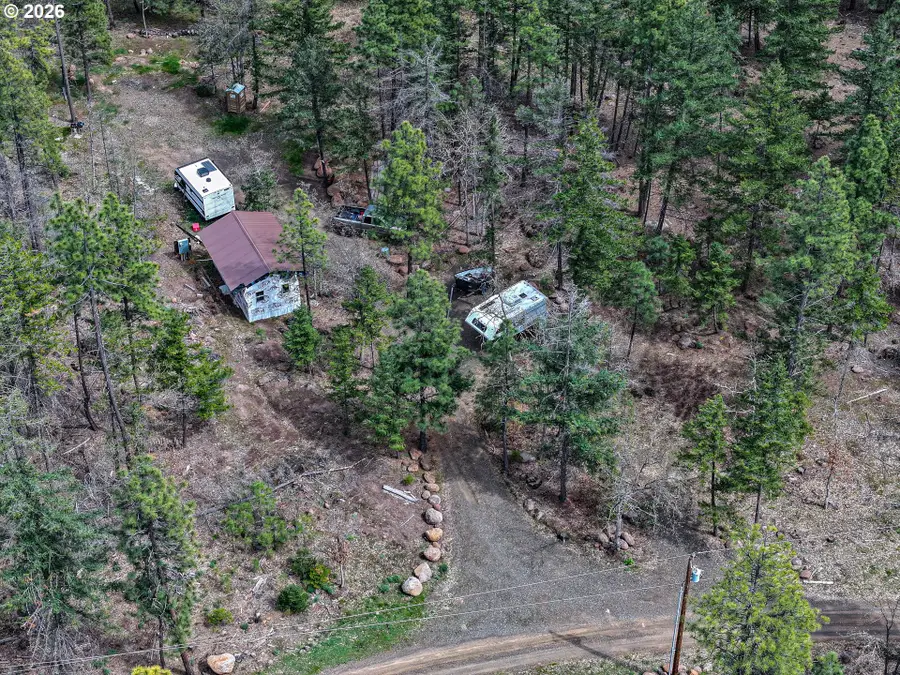 29 Weona Rd, Goldendale, WA 98620 - #3