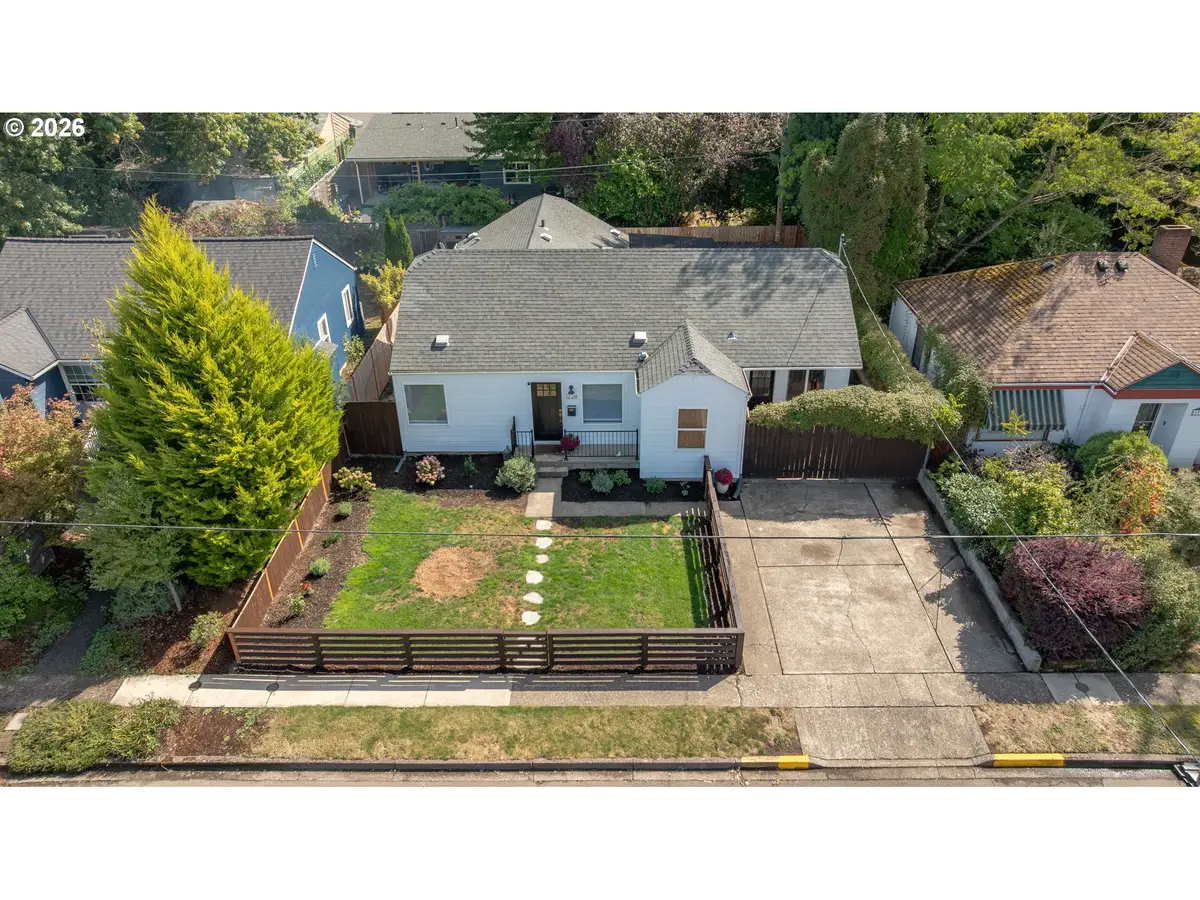 1228 NW Cedar St, McMinnville, OR 97128 - #1