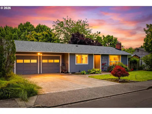 528 NW 22nd St, McMinnville, OR 97128