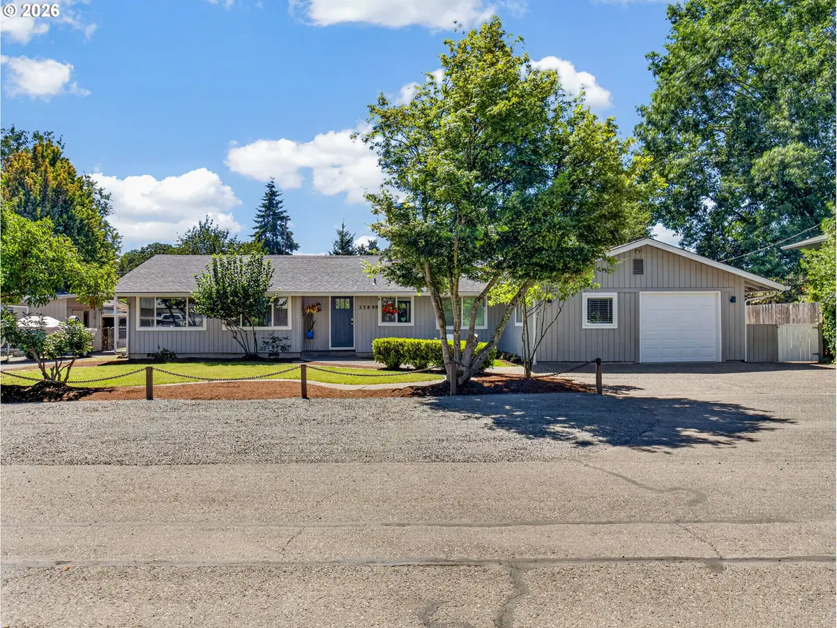 33898 NE Prairie St, Scappoose, OR 97056 - #1